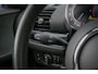 MINI Clubman 1.5 Cooper Yours | Cruise control | Keyless entry | Led koplamen | Achteruitrijcamera | Stoelverwaming | Apple Carplay/Android Auto | Achteruitrijcamera | Apple Carplay/Android Auto|telefoonintegratie premium | Cruise control