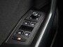 Volkswagen T-Roc 1.0 TSI Style Business | Apple Carplay / Android Auto | Stoelverwarming | Parkeersensoren | Climate Control |