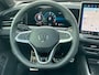 Volkswagen Passat Variant 1.5eHybrid 200kW/272PK R-Line · Panoramadak · Trekhaak · 360°Camera + Parkeersensoren · Garantie t/m 11-11-2030 of 100000km.