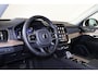 Volvo XC90 T8 Recharge AWD Plus Bright - Luchtvering - Panorama/schuifdak - IntelliSafe Assist & Surround - 360º Camera - Harman/Kardon audio - Adaptieve LED koplampen - Verwarmde voorstoelen, stuur & achterbank - Parkeersensoren voor & achter - Elektr. bedienb. voorstoelen met geheugen - Head up display - Draadloze tel. lader - Extra getint glas - 21' LMV