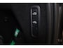 Volvo XC90 T8 Recharge AWD Plus Bright - Luchtvering - Panorama/schuifdak - IntelliSafe Assist & Surround - 360º Camera - Harman/Kardon audio - Adaptieve LED koplampen - Verwarmde voorstoelen, stuur & achterbank - Parkeersensoren voor & achter - Elektr. bedienb. voorstoelen met geheugen - Head up display - Draadloze tel. lader - Extra getint glas - 21' LMV