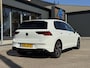 Volkswagen Golf 1.5 eTSI R-Line Business Pano Sfeer