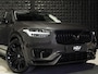 Volvo XC90 2.0 T8 Recharge AWD Ultim. Dark | Pano | B&W | 22"| Luchtvering | Trekh. | HUD | Topv. | Vent.+ Massage | Alcantara Hemel | Blis | Memory |