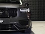 Volvo XC90 2.0 T8 Recharge AWD Ultim. Dark | Pano | B&W | 22"| Luchtvering | Trekh. | HUD | Topv. | Vent.+ Massage | Alcantara Hemel | Blis | Memory |