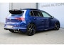 Volkswagen Golf 2.0 TSI R 4M PERFORMANCE | HEAD UP | AKRAPOVIC | PANO | H&K | LEDER | CARPLAY | CAMERA | ACC | LED IQ | 19"