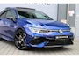 Volkswagen Golf 2.0 TSI R 4M PERFORMANCE | HEAD UP | AKRAPOVIC | PANO | H&K | LEDER | CARPLAY | CAMERA | ACC | LED IQ | 19"
