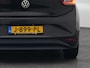 Volkswagen ID.3 First Max 58 kWh EXPORT ONLY € 12.350,- Netto | PANO | CAMERA | ADAPTIVE | STOEL- EN STUURVERW.