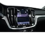 Volvo V60 2.0 T6 Plug-in hybrid AWD Plus Dark | Pano | Trekhaak | Memory Seats | H&K Audio | 360cam | Pilot Assist | Bliss | Stoel-Stuurverw. |