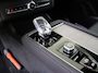 Volvo XC90 T8 AWD Ultra Dark | SOH 99% | Luchtvering | Massage | Trekhaak | 360° Camera |