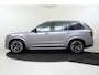 Volvo XC90 T8 AWD Ultra Dark | Luchtvering | Massage | Trekhaak | 360° |