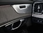 Volvo XC90 T8 AWD Ultra Dark | Luchtvering | Massage | Trekhaak | 360° |