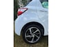 Toyota Yaris 1.5 Hybrid Bi-Tone Plus * hybride * panoramadak * bluetooth * telefoonvoorbereiding * airco * duurzaam & zuinig *
