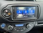 Toyota Yaris 1.5 Hybrid Bi-Tone Plus * hybride * panoramadak * bluetooth * telefoonvoorbereiding * airco * duurzaam & zuinig *
