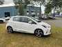 Toyota Yaris 1.5 Hybrid Bi-Tone Plus * hybride * panoramadak * bluetooth * telefoonvoorbereiding * airco * duurzaam & zuinig *