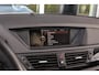 BMW X1 xDrive28i Executive | 2e eigenaar | Grootlichtassistent | HiFi audio | Panoramadak | Navigatie Professional | Bluetooth | Xenon | Stoelverwarming | Sportstuur | PDC