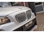 BMW X1 xDrive28i Executive | 2e eigenaar | Grootlichtassistent | HiFi audio | Panoramadak | Navigatie Professional | Bluetooth | Xenon | Stoelverwarming | Sportstuur | PDC