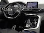 Peugeot 3008 1.6 e-THP GT Line 165Pk Automaat (APPLE CARPLAY, PARELMOER, GROOT NAVI, GETINT GLAS, KEYLESS, SPORTSTOELEN, PARKEERSENSOREN, ZWART HEMEL, NIEUWSTAAT)