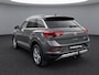Volkswagen T-Roc 1.0 TSI 110pk Life 75 Edition / Trekhaak / Virtual Cockpit / Navigatie / Camera / 17" HAL