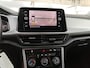 Volkswagen T-Roc 1.0 TSI 110pk Life 75 Edition / Trekhaak / Virtual Cockpit / Navigatie / Camera / 17"