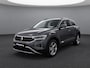 Volkswagen T-Roc 1.0 TSI 110pk Life 75 Edition / Trekhaak / Virtual Cockpit / Navigatie / Camera / 17" HAL