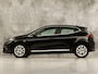 Renault Clio 1.0 TCe Intens (VIRTUAL COCKPIT, APPLE CARPLAY, GROOT NAVI, 360 CAMERA, BOSE AUDIO, LEDER, CLIMATE, SPORTSTOELEN, ZWART HEMEL, LM VELGEN, CRUISE, NIEUWSTAAT)