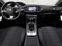 Peugeot 308 SW 1.2 PureTech Premium Sport (VIRTUAL COCKPIT, APPLE CARPLAY, GROOT NAVI, 360 CAMERA, SPORTSTOELEN, LEDER, TREKHAAK, GETINT GLAS, NIEUWSTAAT)