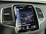 Volvo XC90 2.0 T8 Recharge AWD R-Design | PHEV | 85% SOH | 7 personen | Trekhaak | Lederen Bekleding | Dodehoekdetectie | Cruise Control | Head-Up Display | 360-Camera | Stoel- en Stuurverwarming