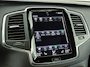 Volvo XC90 2.0 T8 Recharge AWD R-Design | PHEV | 85% SOH | 7 personen | Trekhaak | Lederen Bekleding | Dodehoekdetectie | Cruise Control | Head-Up Display | 360-Camera | Stoel- en Stuurverwarming