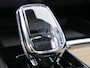 Volvo XC60 T6 AWD Plug-in hybrid Ultra Dark / Trekhaak / Luchtvering / Head up displ / Stoel+stuur+achterbankverwarming / Harman Kardon / Privacy glass