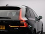 Volvo XC60 T6 AWD Plug-in hybrid Ultra Dark / Trekhaak / Luchtvering / Head up displ / Stoel+stuur+achterbankverwarming / Harman Kardon / Privacy glass
