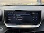 Peugeot e-2008 EV Allure Avantage 54 kWh Lage KM-stand | LED-Koplampen | Hoge Instap | Camera | Parkeersensoren Rondom | Apple-Carplay Android Auto | Full-Map Navigatie | Keyless Entry |