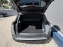 Peugeot e-2008 EV Allure Avantage 54 kWh Lage KM-stand | LED-Koplampen | Hoge Instap | Camera | Parkeersensoren Rondom | Apple-Carplay Android Auto | Full-Map Navigatie | Keyless Entry |