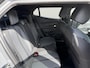 Peugeot e-2008 EV Allure Avantage 54 kWh Lage KM-stand | LED-Koplampen | Hoge Instap | Camera | Parkeersensoren Rondom | Apple-Carplay Android Auto | Full-Map Navigatie | Keyless Entry |