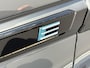 Peugeot e-2008 EV Allure Avantage 54 kWh Lage KM-stand | LED-Koplampen | Hoge Instap | Camera | Parkeersensoren Rondom | Apple-Carplay Android Auto | Full-Map Navigatie | Keyless Entry |