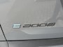 Peugeot e-2008 EV Allure Avantage 54 kWh Lage KM-stand | LED-Koplampen | Hoge Instap | Camera | Parkeersensoren Rondom | Apple-Carplay Android Auto | Full-Map Navigatie | Keyless Entry |