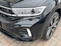 Volkswagen T-Roc 1.5 TSI R-Line / AUTOMAAT/ PANO/ 2X R-LINE/ KEYLESS/ DIGITAL DASH/ APP-CONNECT/ PARK. SENSOREN + CAMERA/ CLIMATE/ STOEL+STUURVERWARMING/ 19" LMV