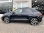 Volkswagen T-Roc 1.5 TSI R-Line / AUTOMAAT/ PANO/ 2X R-LINE/ KEYLESS/ DIGITAL DASH/ APP-CONNECT/ PARK. SENSOREN + CAMERA/ CLIMATE/ STOEL+STUURVERWARMING/ 19" LMV
