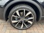 Volkswagen T-Roc 1.5 TSI R-Line / AUTOMAAT/ PANO/ 2X R-LINE/ KEYLESS/ DIGITAL DASH/ APP-CONNECT/ PARK. SENSOREN + CAMERA/ CLIMATE/ STOEL+STUURVERWARMING/ 19" LMV