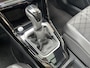 Volkswagen T-Roc 1.5 TSI R-Line / AUTOMAAT/ PANO/ 2X R-LINE/ KEYLESS/ DIGITAL DASH/ APP-CONNECT/ PARK. SENSOREN + CAMERA/ CLIMATE/ STOEL+STUURVERWARMING/ 19" LMV