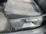 Volkswagen T-Roc 1.5 TSI R-Line / AUTOMAAT/ PANODAK/ KEYLESS/ DIGITAL DASH/ APP-CONNECT/ PARK. SENSOREN + CAMERA/ CLIMATE/ STOELVERWARMING/ 19" LMV