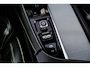 Volvo XC90 2.0 T8 Twin Engine AWD R-Design | Polestar Tuning | Trekhaak | Head-up Display | Harman Kardon Audio | Panoramadak | Achteruitrijcamera | Keyless Entry | Lichtmetalen Velgen 22 inch | Cruise Control Adaptief | BLIS | Navigatie