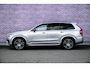 Volvo XC90 2.0 T8 Twin Engine AWD R-Design | Polestar Tuning | Trekhaak | Head-up Display | Harman Kardon Audio | Panoramadak | Achteruitrijcamera | Keyless Entry | Lichtmetalen Velgen 22 inch | Cruise Control Adaptief | BLIS | Navigatie
