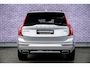 Volvo XC90 2.0 T8 Twin Engine AWD R-Design | Polestar Tuning | Trekhaak | Head-up Display | Harman Kardon Audio | Panoramadak | Achteruitrijcamera | Keyless Entry | Lichtmetalen Velgen 22 inch | Cruise Control Adaptief | BLIS | Navigatie