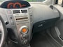 Toyota Yaris 1.3 VVTi Aspiration / TOYOTA DEALER SERVICED / AIRCO ACC / APK SEPTEMBER 2027 !!!