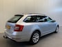 Skoda Octavia Combi 1.0 TSI Greentech Ambition Business NAVI-ECC-LMV-PDC-TREKHAAK-CRUISE CONTROL-NW. MODEL