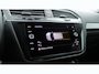 Volkswagen Tiguan 1.5 TSI 150pk Business R-Line Trekhaak Navigatie