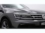 Volkswagen Tiguan 1.5 TSI 150pk Business R-Line Trekhaak Navigatie