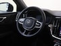 Volvo V60 T8 Plus Dark | Trekhaak | 360 Graden Camera | Stoel en Stuurverwarming |