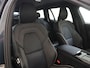 Volvo V60 T8 Plus Dark | Trekhaak | 360 Graden Camera | Stoel en Stuurverwarming |