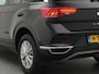 Volkswagen T-Roc 1.5 TSI 150 PK Style | Trekhaak | Achteruitrijcamera | Navigatie | App Connect | Elek. achterklep |